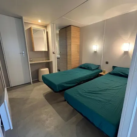 Mobile 6 Personnes אתר קמפינג